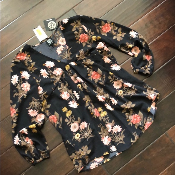 bobeau Tops - BNWT Empire waist long sleeve blouse